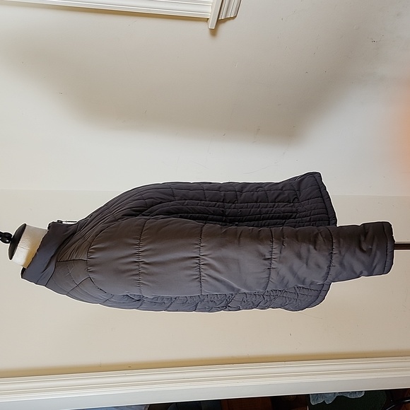 ZLC Collections Dark Gray Puffer Jacket, Size Medium - Picture 3 of 9